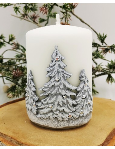 Biała świeca dekoracyjna ZIMOWE DRZEWA choinki 11x7 cm