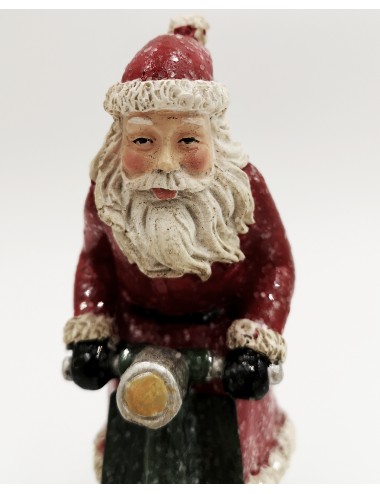 Figurka świąteczna ŚWIĘTY MIKOŁAJ i RENIFER na skuterze 18x17 cm